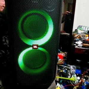 JBL Partybox